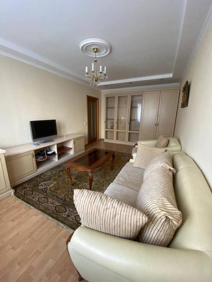 Apartment Mala Zhytomyrska 10 Kiev Extérieur photo